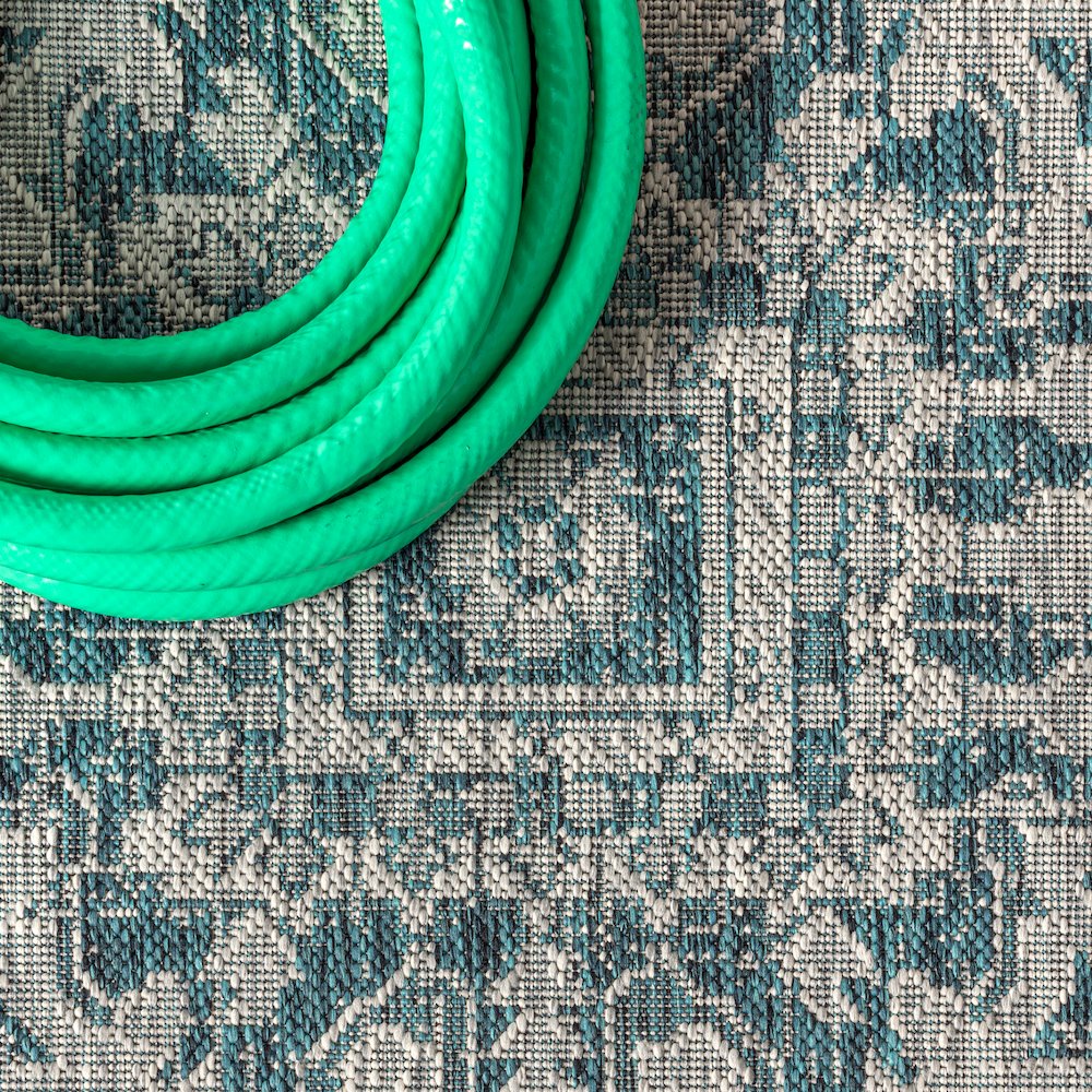 Estrella Bohemian Medallion Textured Weave Indoor/Outdoor Area Rug. Picture 7