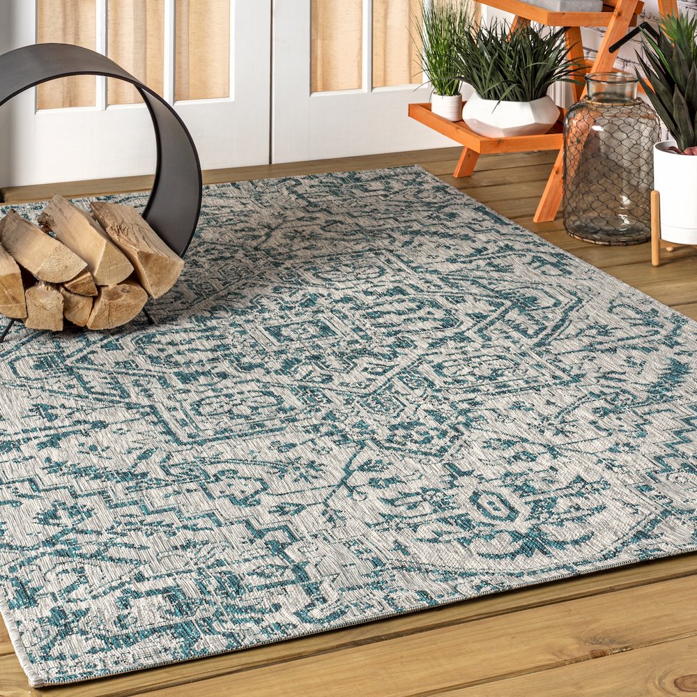 Estrella Bohemian Medallion Textured Weave Indoor/Outdoor Area Rug. Picture 2