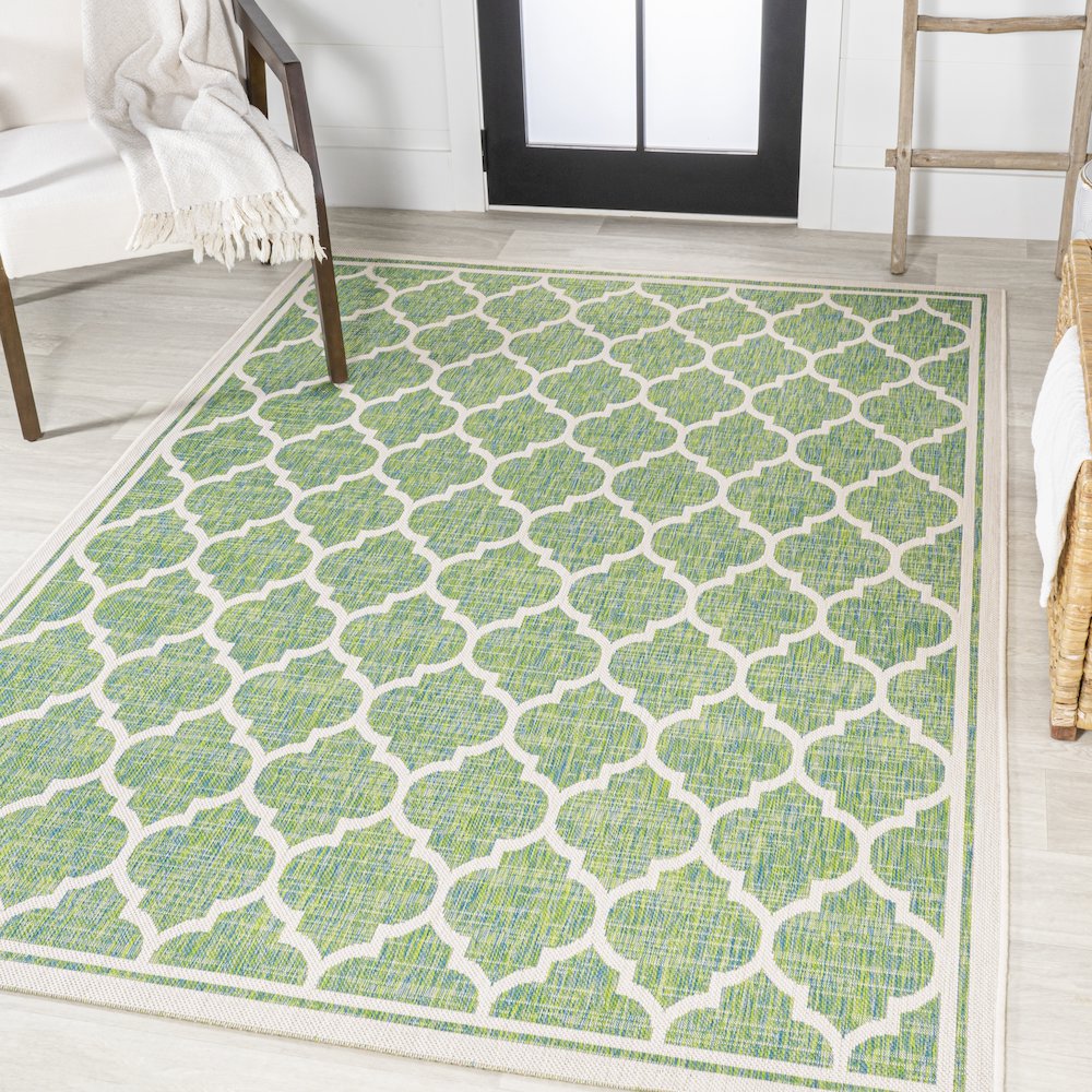 Trebol Moroccan Trellis Textured Weave Indoor/Outdoor Area Rug. Picture 2