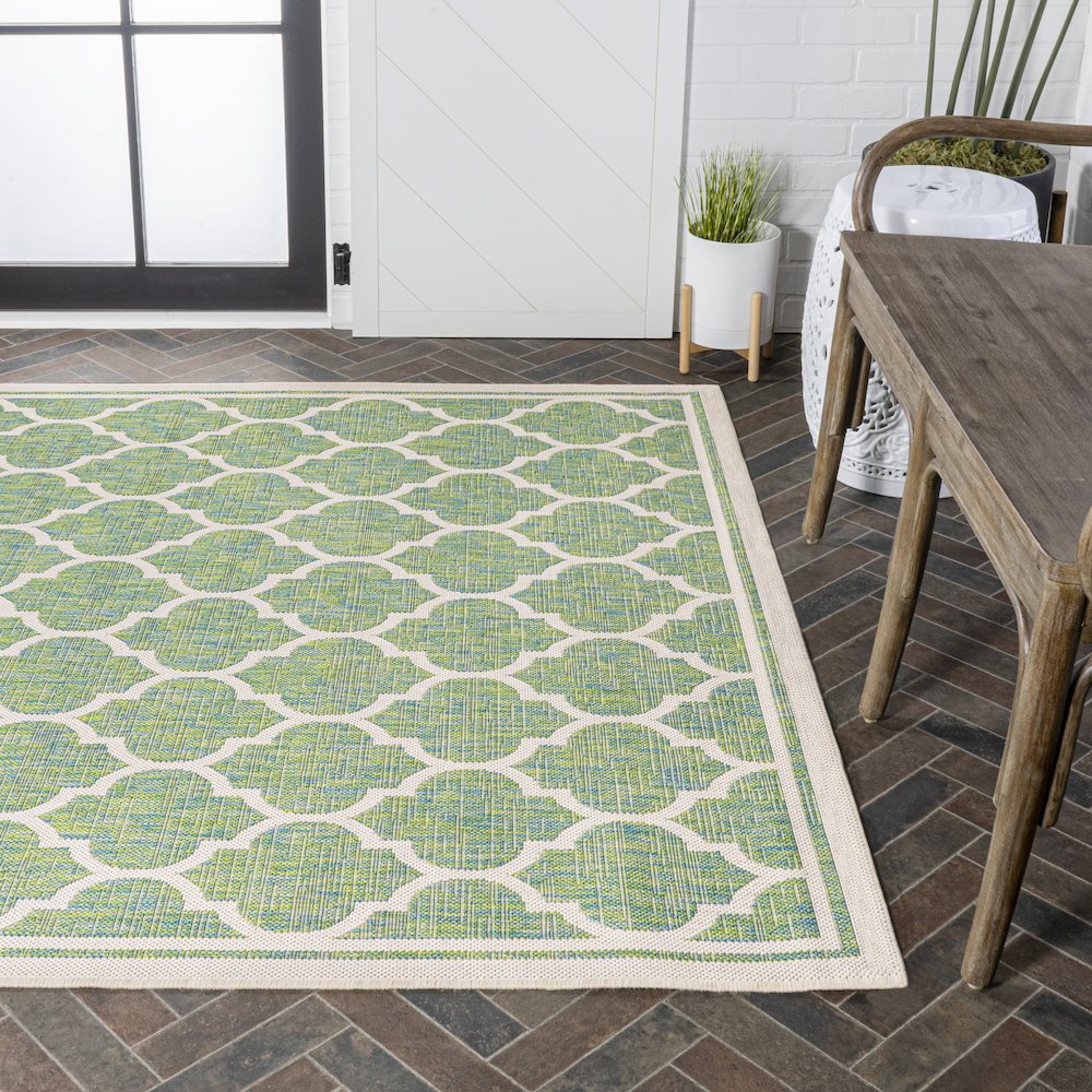 Trebol Moroccan Trellis Textured Weave Indoor/Outdoor Area Rug. Picture 7