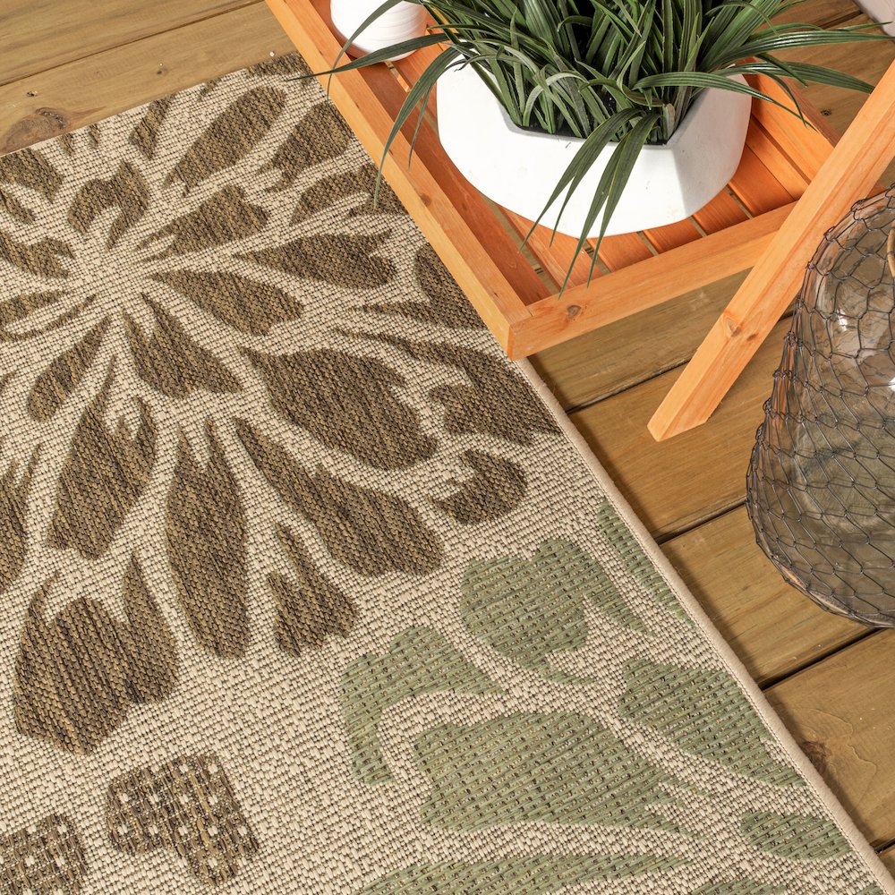 Zinnia Modern Floral Textured Weave Indoor/Outdoor Area Rug. Picture 8