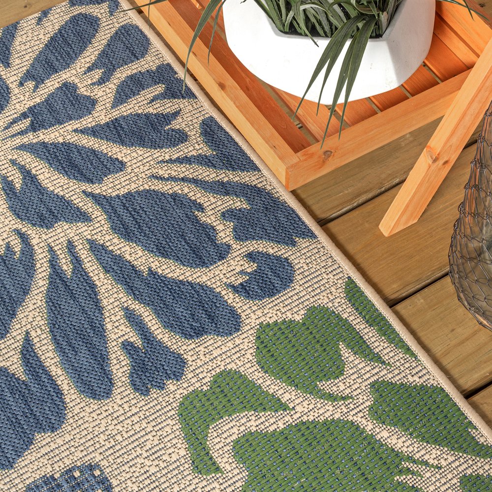 Zinnia Modern Floral Textured Weave Indoor/Outdoor Area Rug. Picture 8