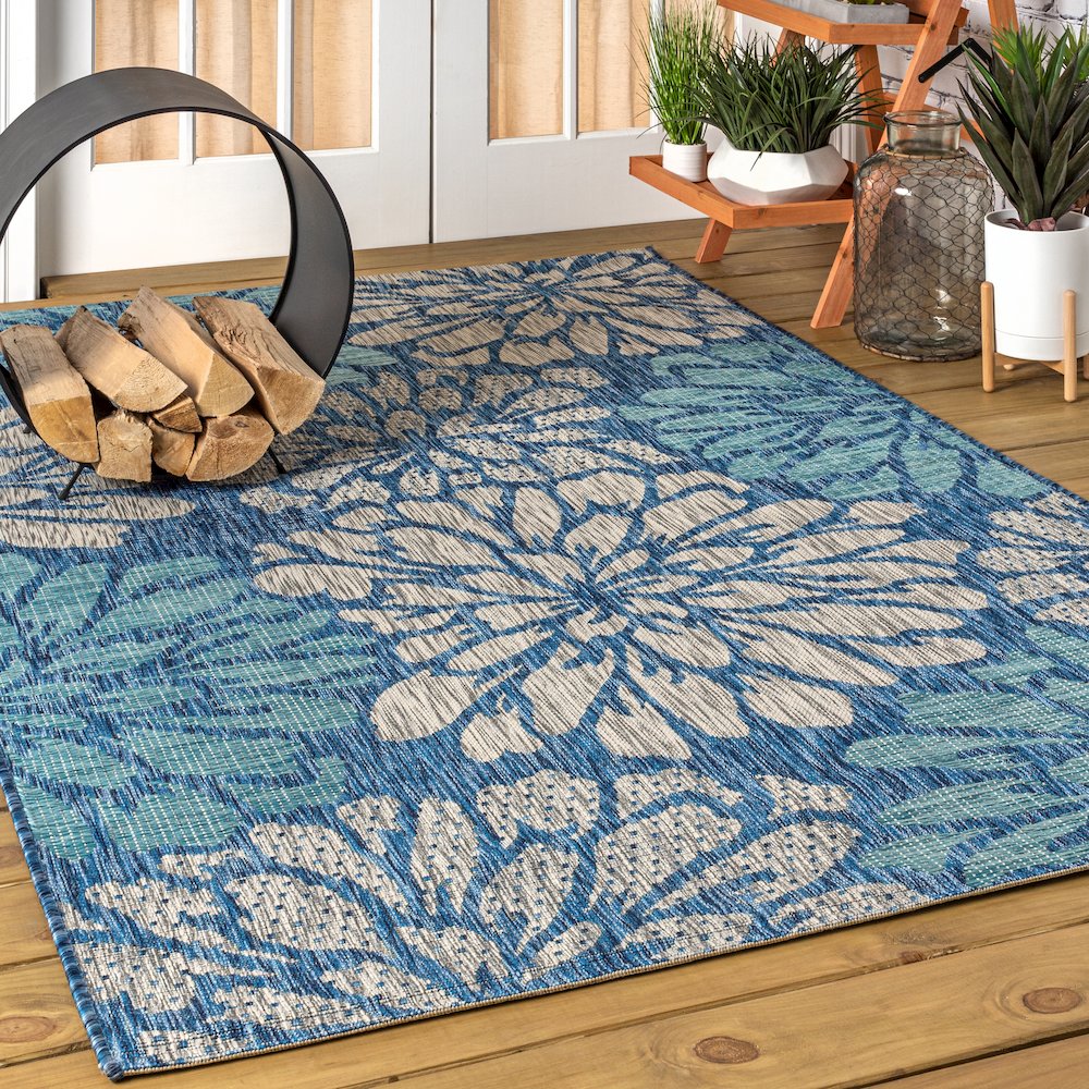 Zinnia Modern Floral Textured Weave Indoor/Outdoor Area Rug. Picture 2