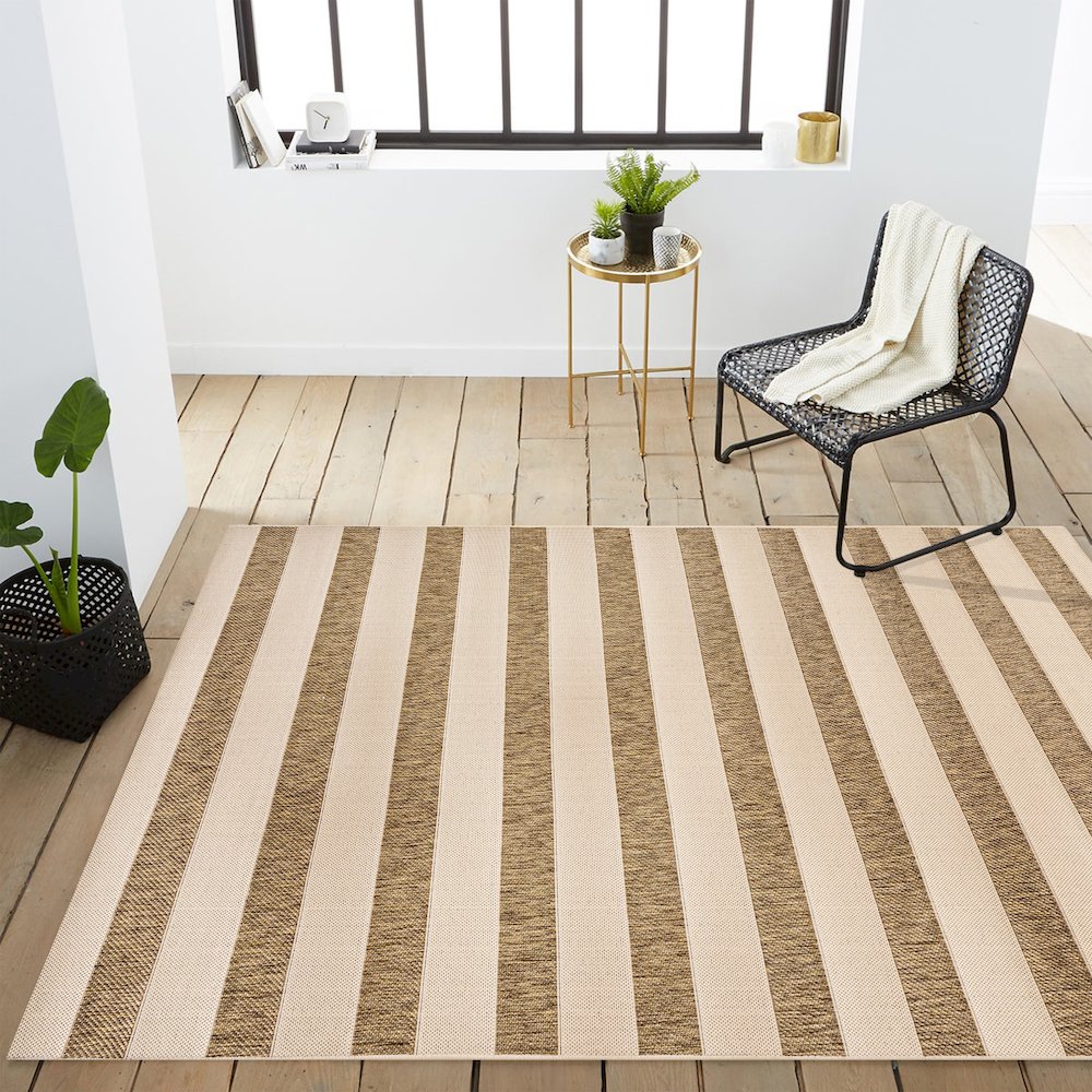 Aveiro Wide Stripe Indoor/Outdoor Area Rug. Picture 14