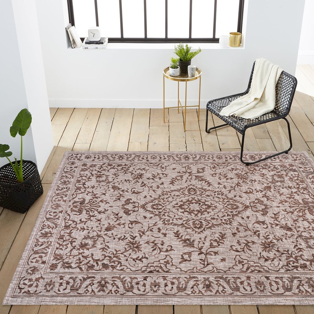 Jerash Ornate Medallion Indoor/Outdoor Area Rug. Picture 14