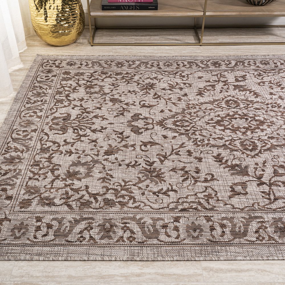 Jerash Ornate Medallion Indoor/Outdoor Area Rug. Picture 3