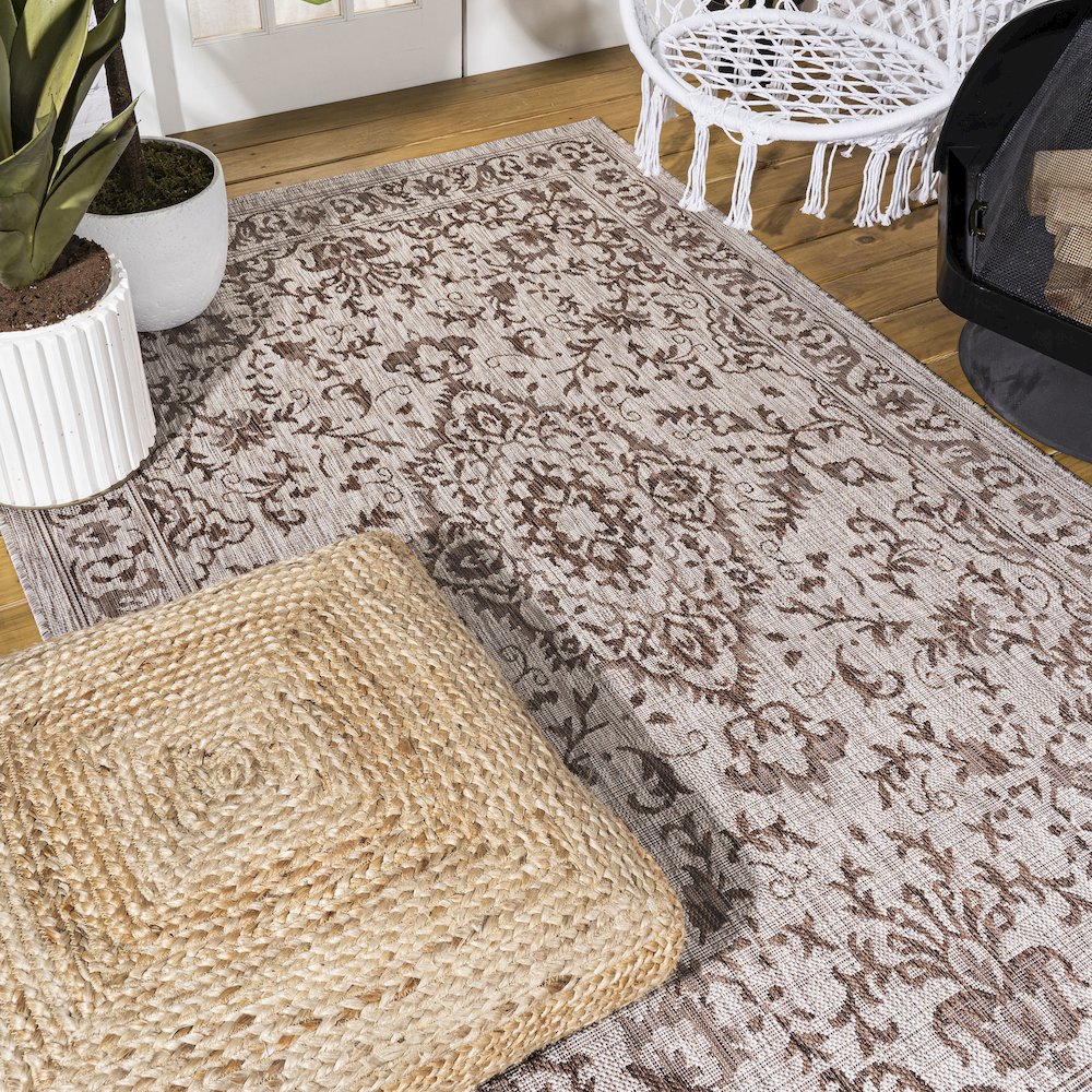 Jerash Ornate Medallion Indoor/Outdoor Area Rug. Picture 8