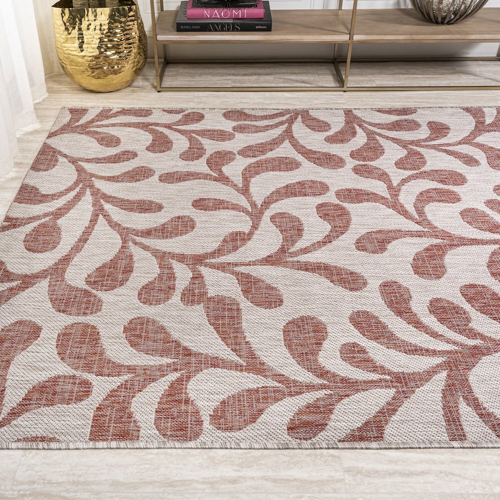 Vine All Over Indoor/Outdoor Area Rug. Picture 3