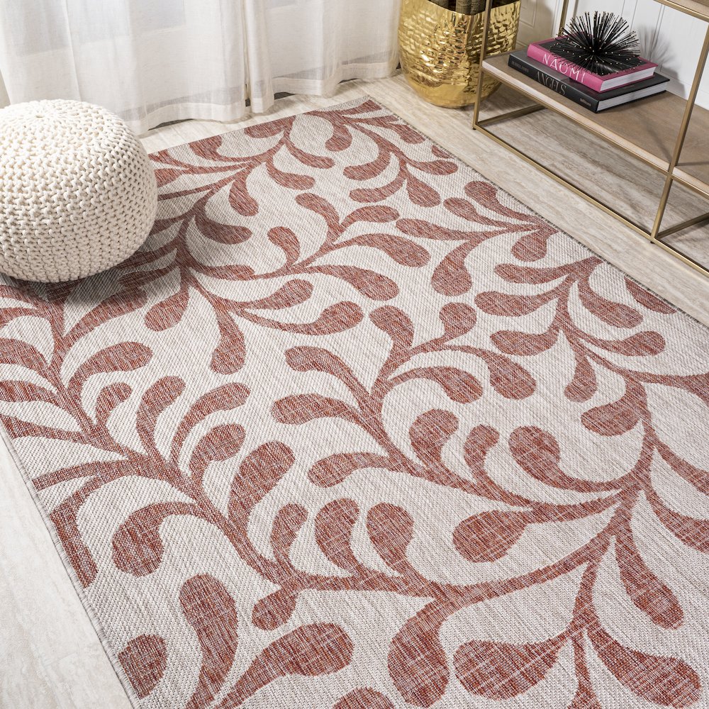 Vine All Over Indoor/Outdoor Area Rug. Picture 4