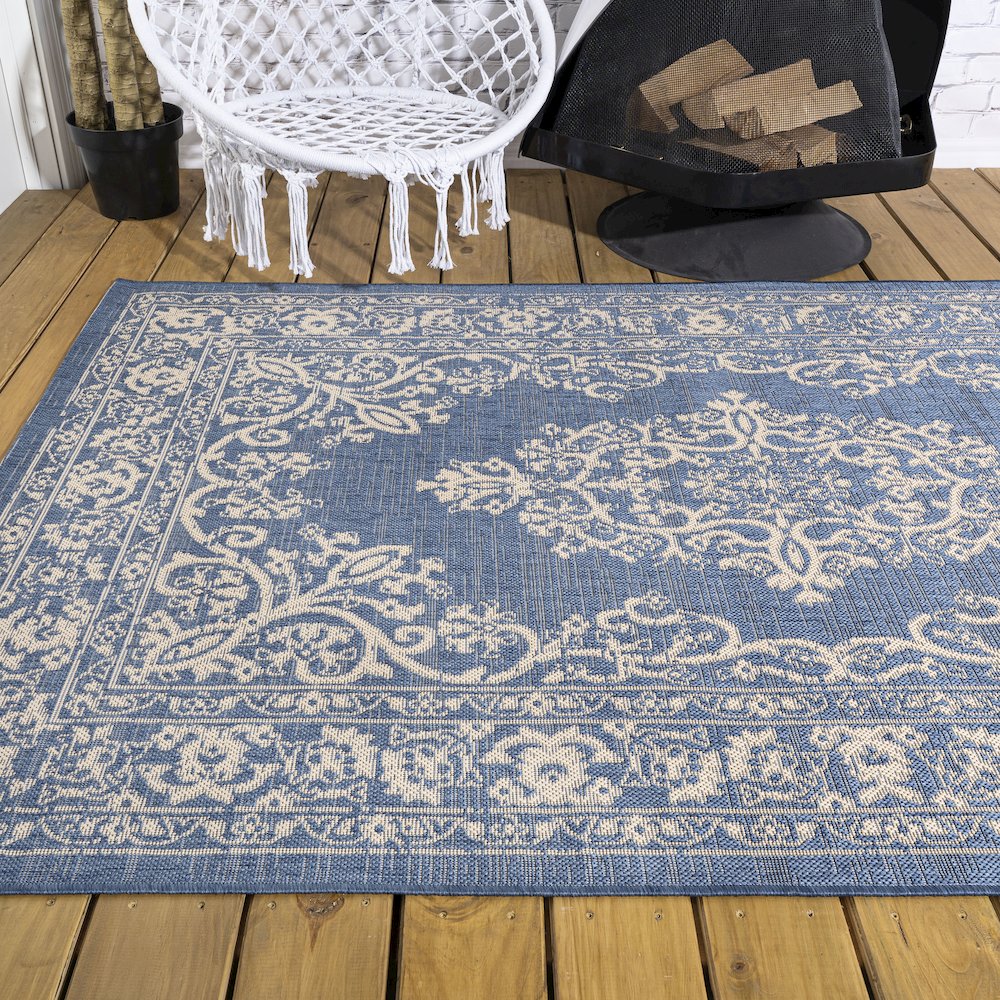 Galon Filigree Indoor/Outdoor Area Rug. Picture 7