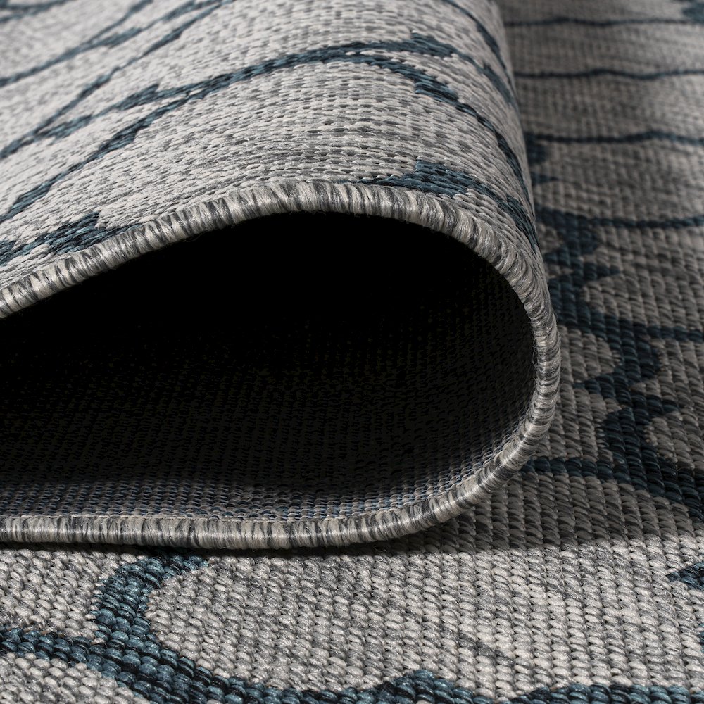 Arabesque Ogee Trellis Indoor/Outdoor Area Rug. Picture 12