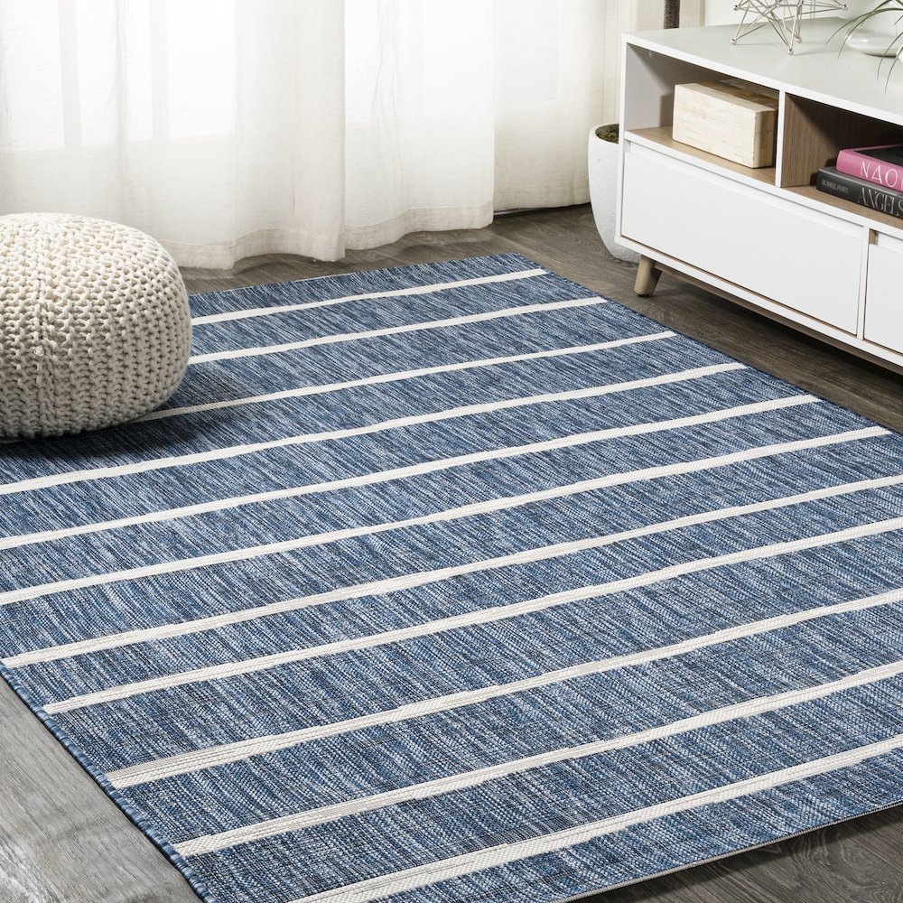 Colonia Berber Stripe Indoor/Outdoor Area Rug. Picture 2