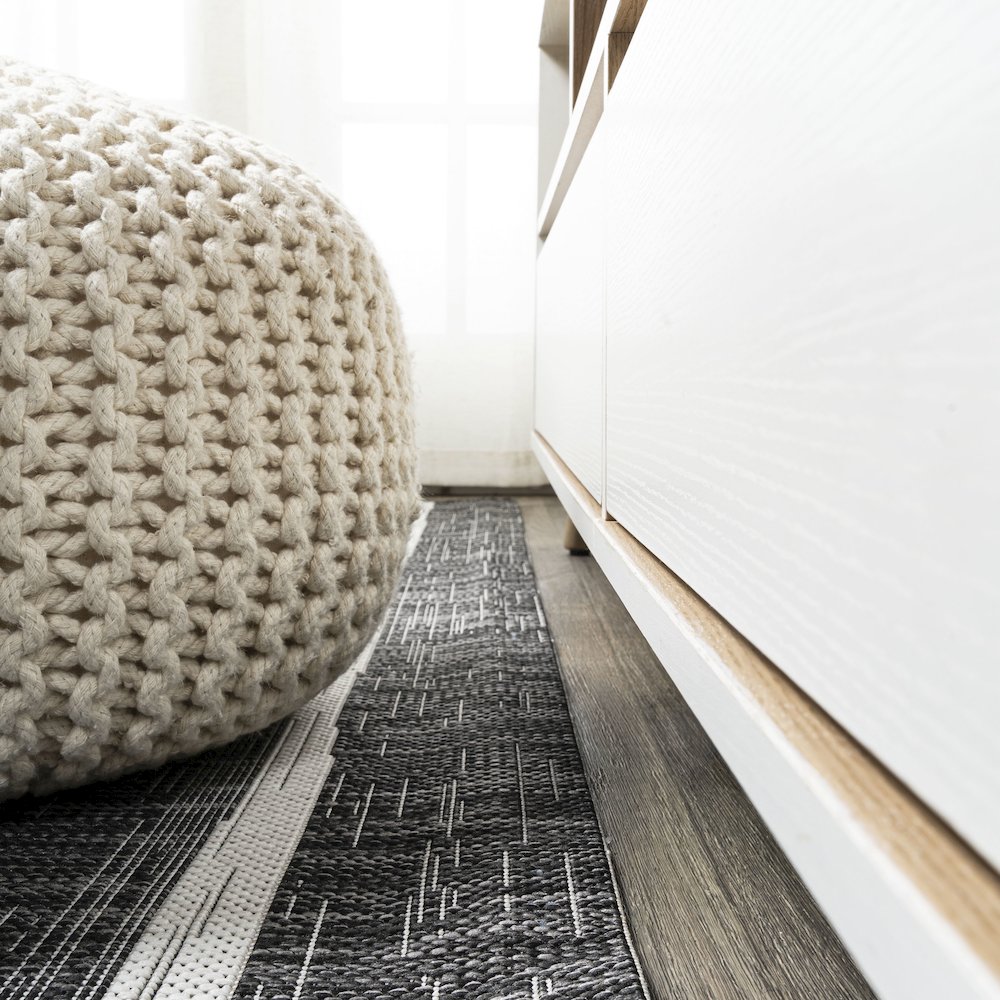 Colonia Berber Stripe Indoor/Outdoor Area Rug. Picture 14