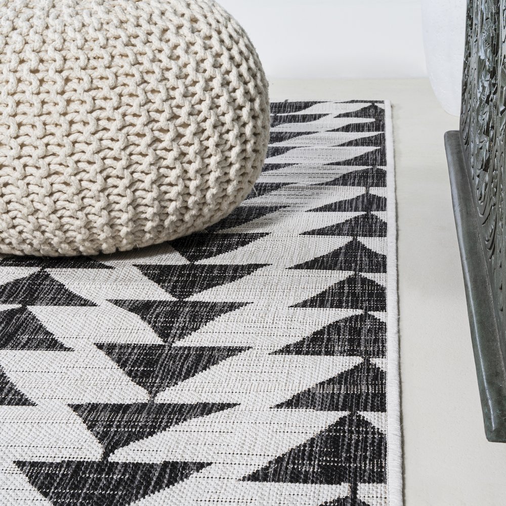 Andratx Modern Tribal Geometric Indoor/Outdoor Area Rug. Picture 12