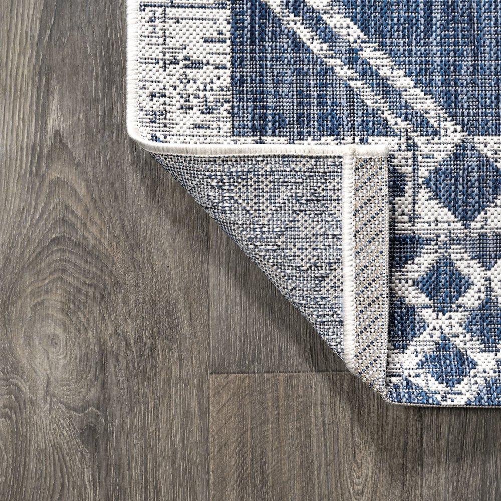 Marokko Diamond Tribal Medallion Indoor/Outdoor Area Rug. Picture 10