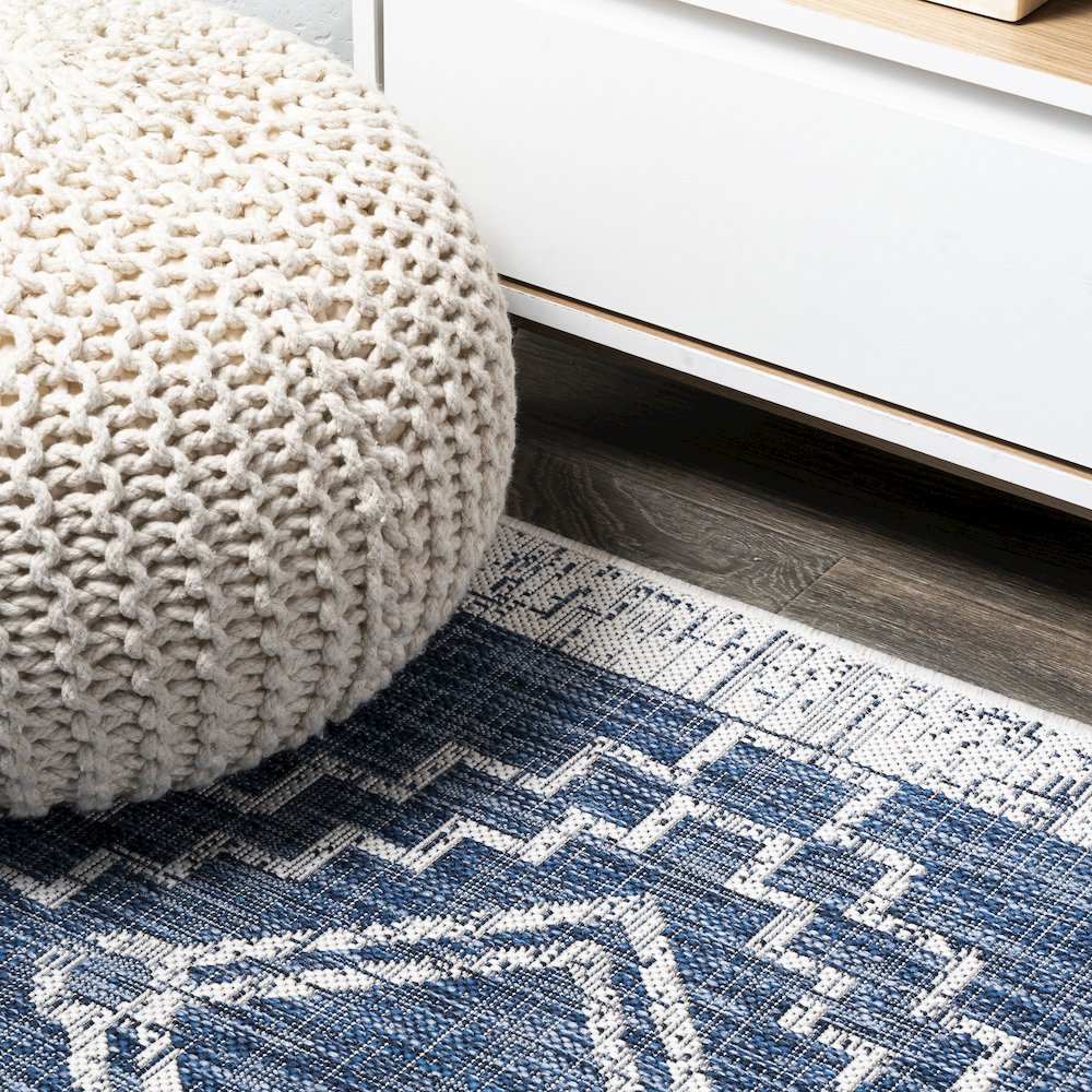 Marokko Diamond Tribal Medallion Indoor/Outdoor Area Rug. Picture 12