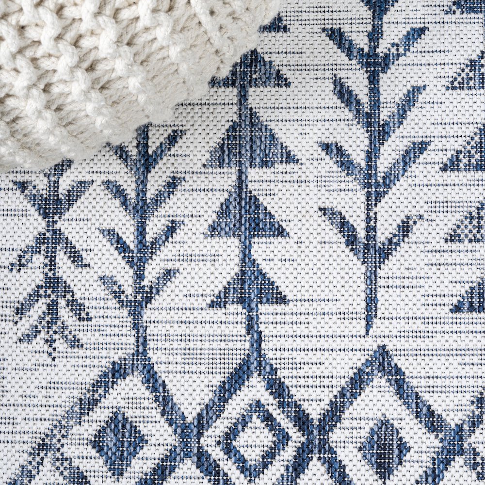 Tokay Bohemian Geometric Indoor/Outdoor Area Rug. Picture 11