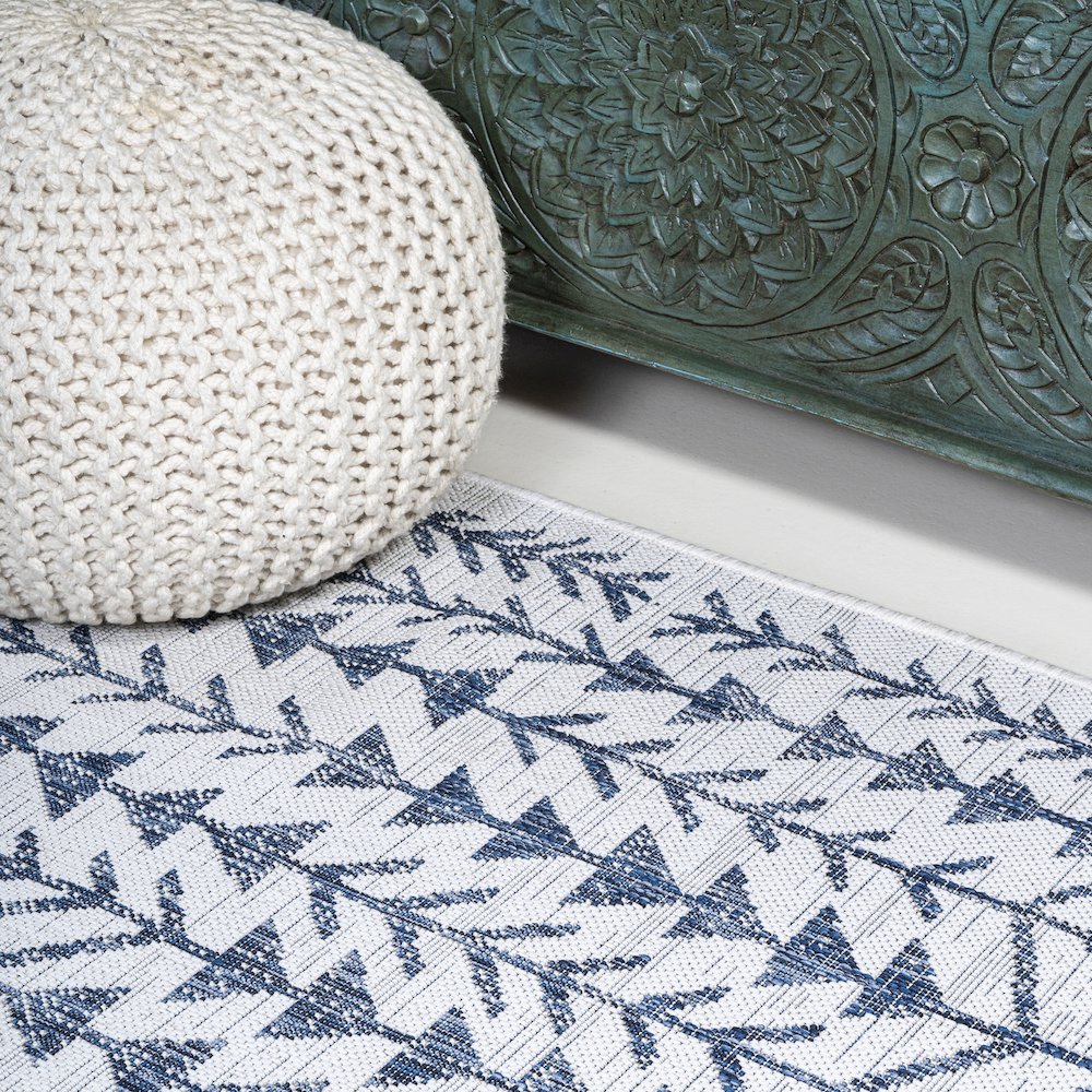 Tokay Bohemian Geometric Indoor/Outdoor Area Rug. Picture 12