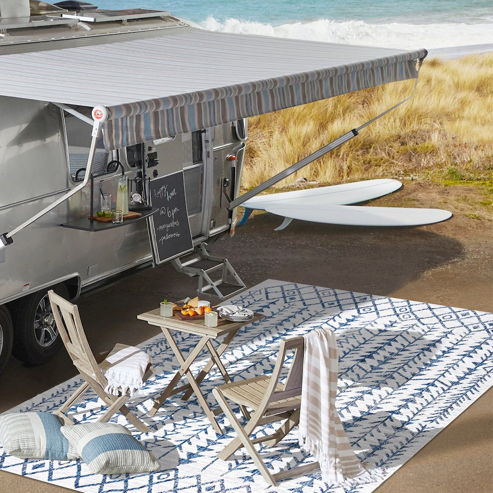 Tokay Bohemian Geometric Indoor/Outdoor Area Rug. Picture 17