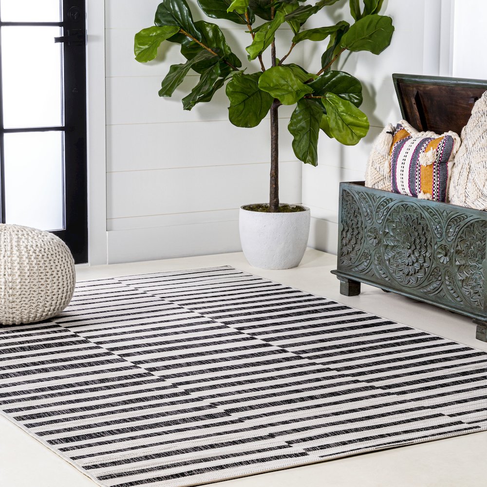 Sukie Modern Offset Stripe Indoor/Outdoor Area Rug. Picture 5