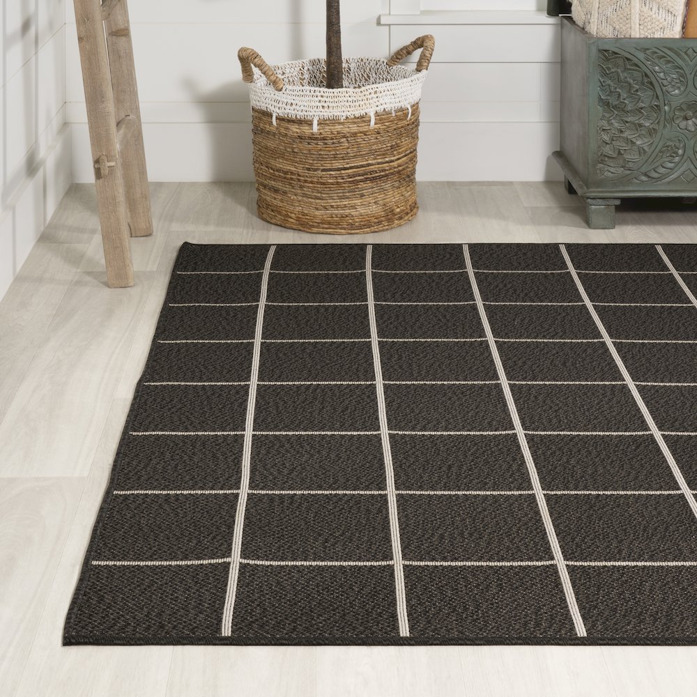 Grid Modern Squares Indoor/Outdoor Area Rug. Picture 3