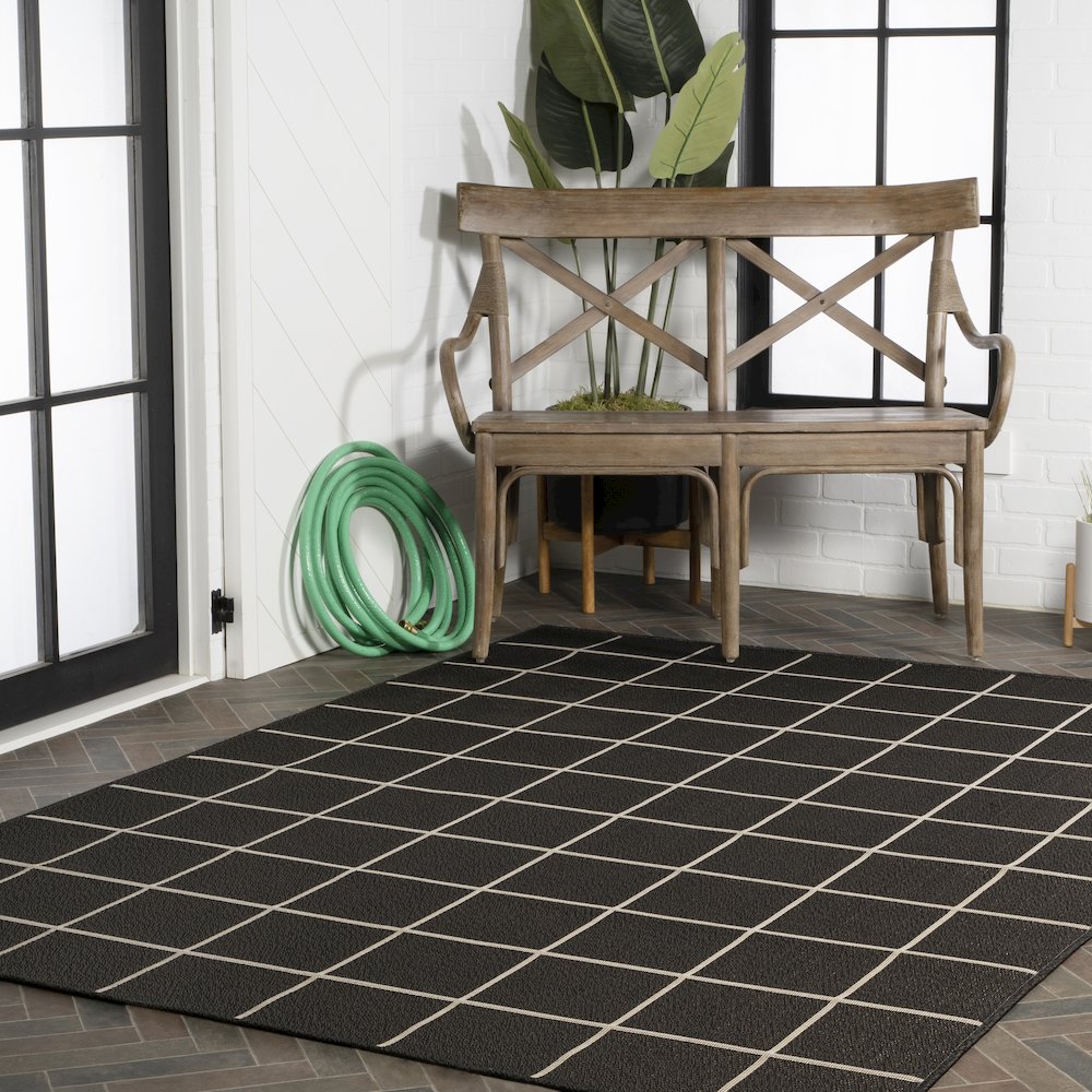 Grid Modern Squares Indoor/Outdoor Area Rug. Picture 9