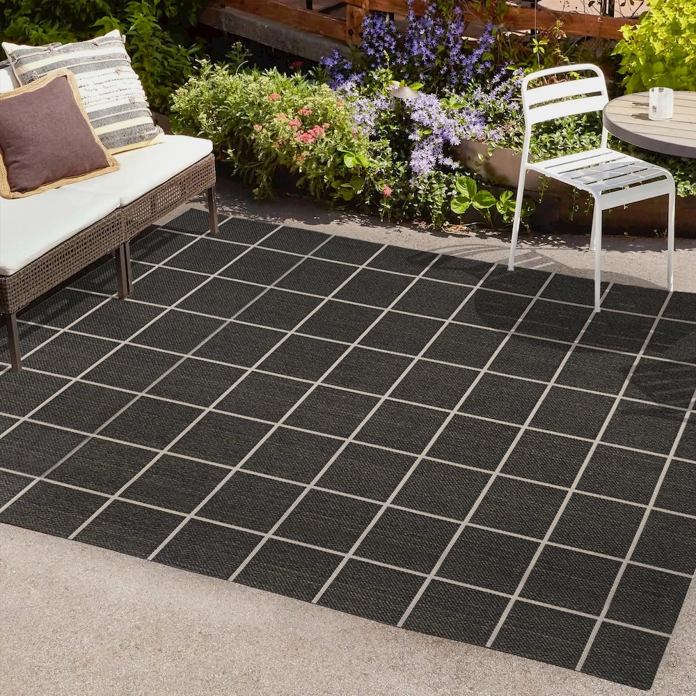 Grid Modern Squares Indoor/Outdoor Area Rug. Picture 6