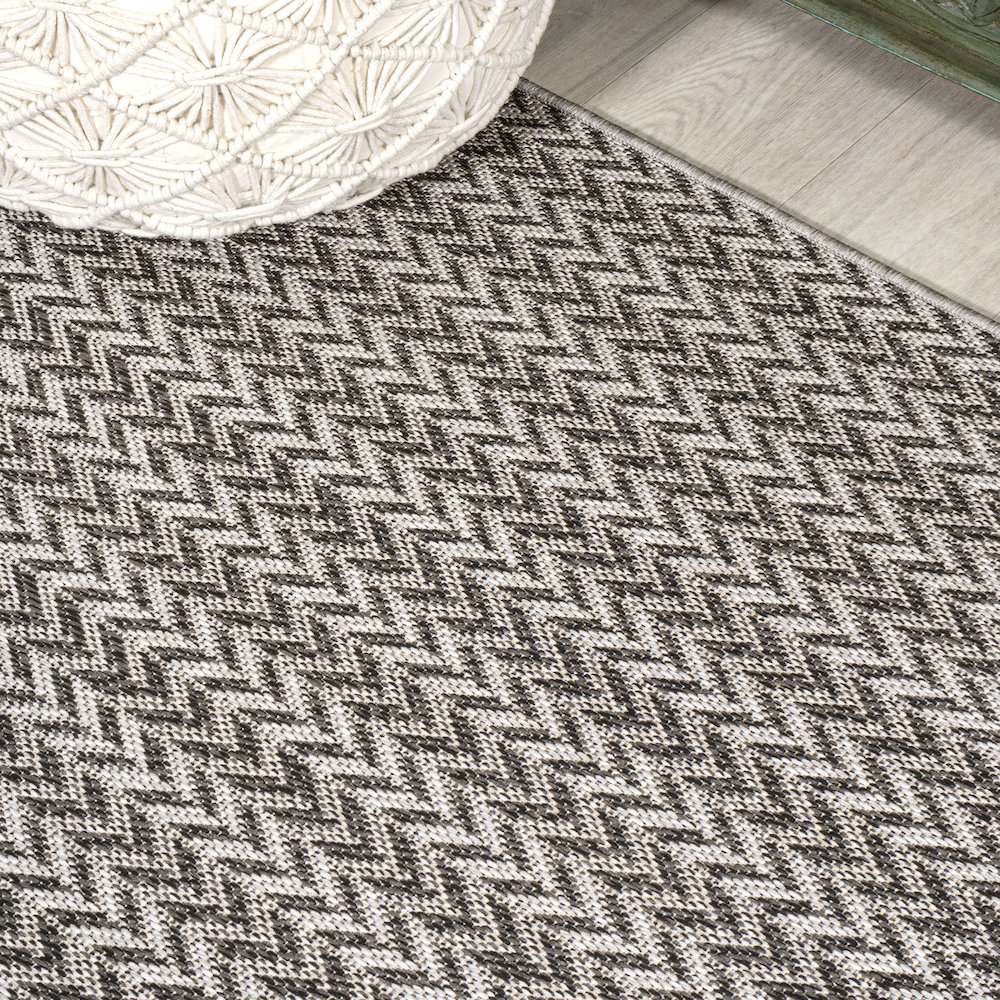 Chevron Modern Concentric Squares Indoor/Outdoor Area Rug. Picture 11