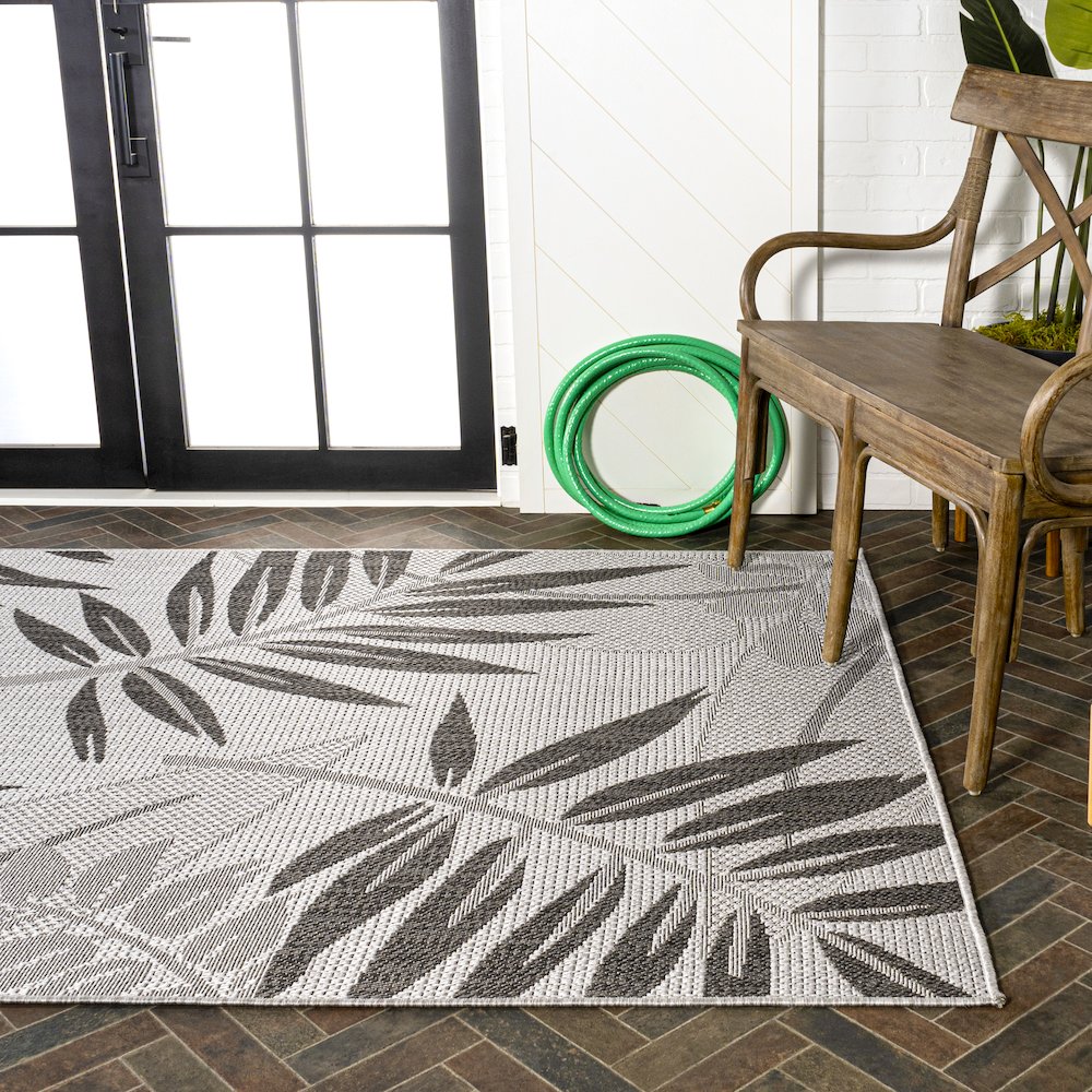Havana Tropical Palm Leaf Indoor/Outdoor Area Rug. Picture 7