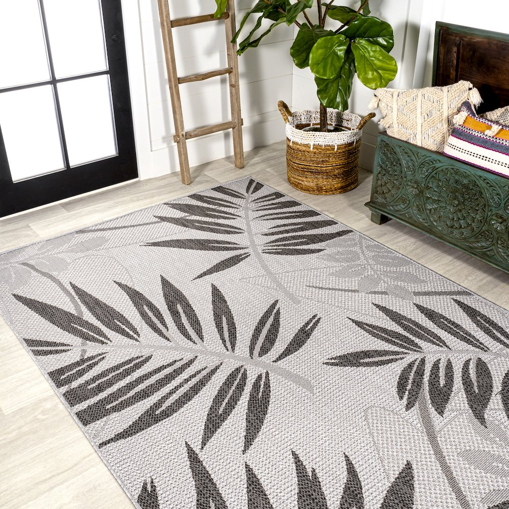 Havana Tropical Palm Leaf Indoor/Outdoor Area Rug. Picture 4