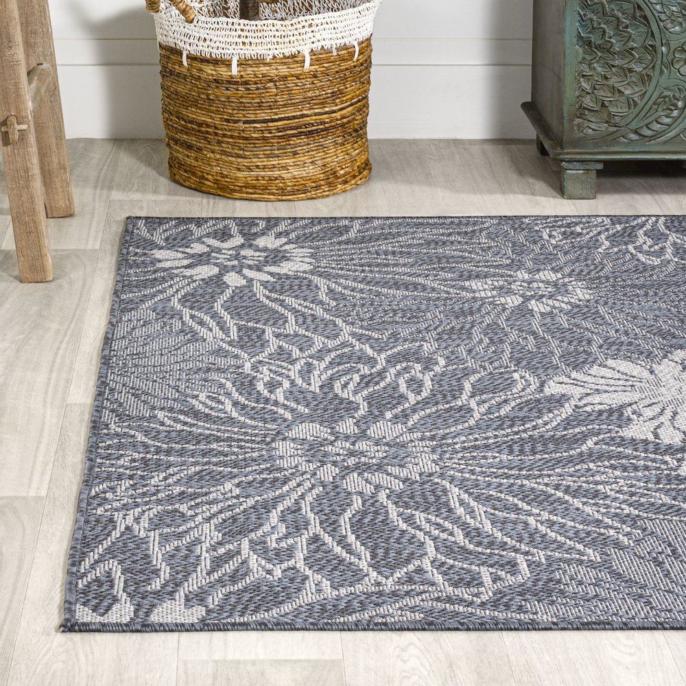 Bahamas Modern All Over Floral Indoor/Outdoor Area Rug. Picture 3