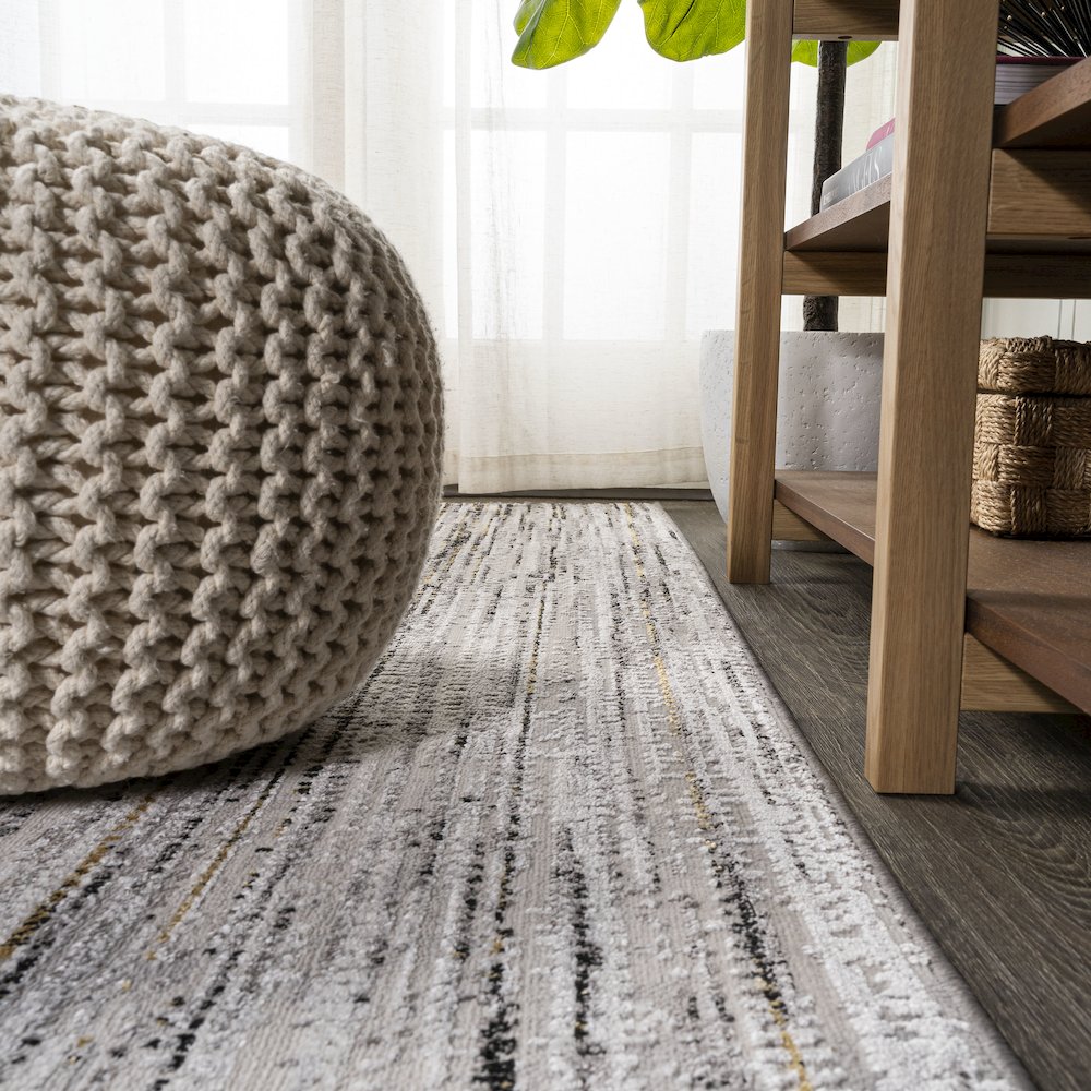 Loom Modern Strie Area Rug. Picture 9