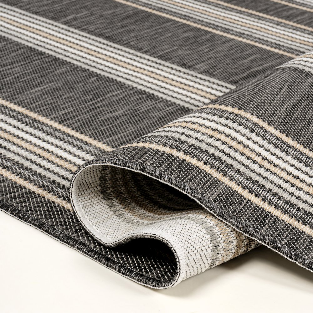 Nautical Mitre Stripe Reversible Machine-Washable Indoor/Outdoor Runner Rug. Picture 3