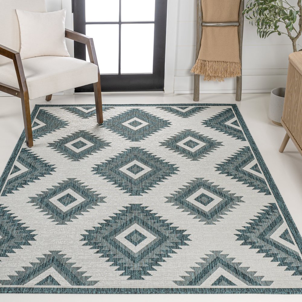 Lior Geometric Moroccan Diamond Indoor/Outdoor Area Rug. Picture 2