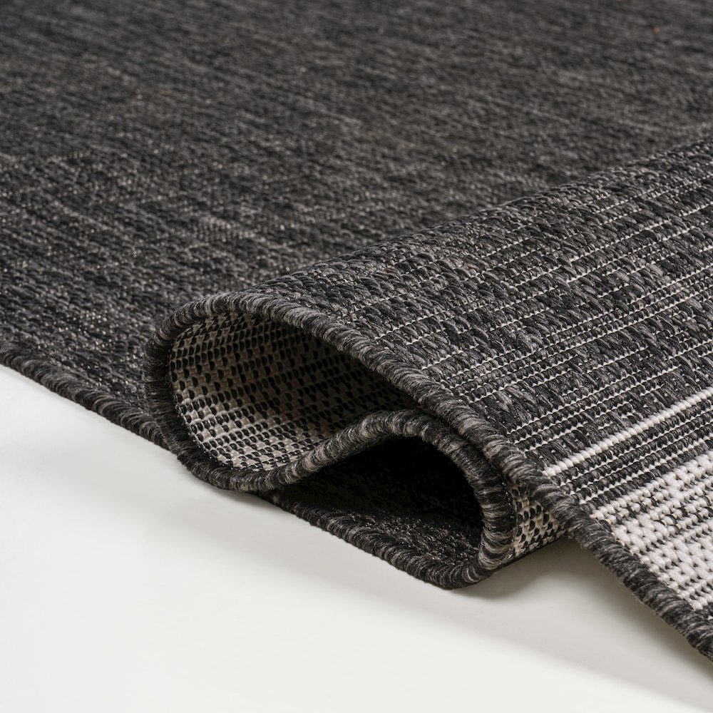 Alda Modern Minimalist Mingled Solid Indoor/Outdoor Area Rug. Picture 5