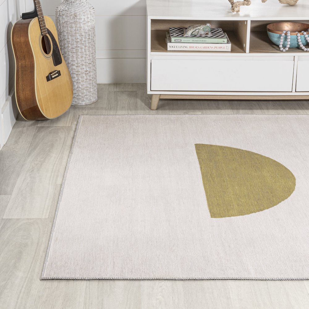 Luola Minimalist Geometric Machine Washable Area Rug. Picture 3