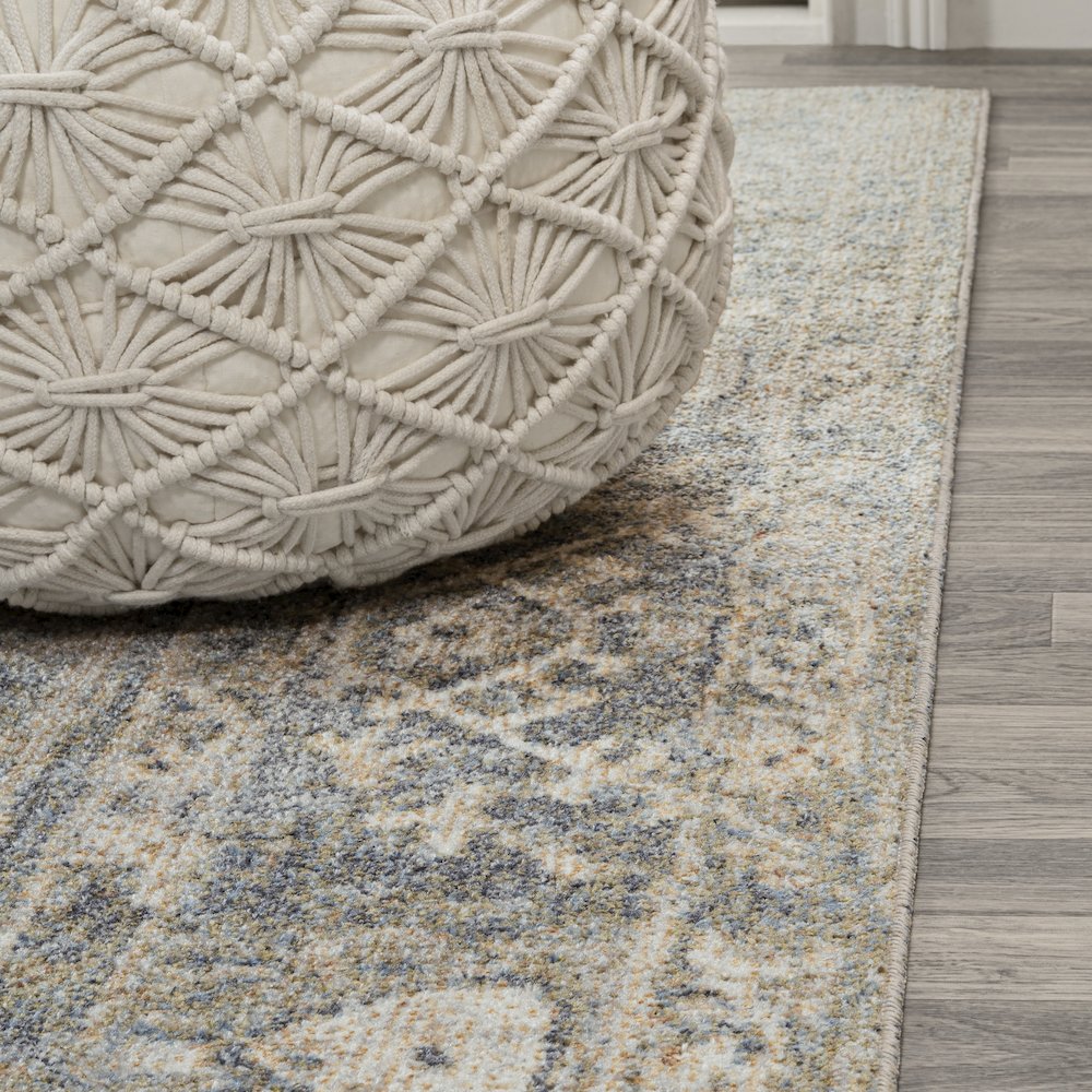Pavel Distressed Medallion Low-Pile Machine-Washable Area Rug. Picture 5