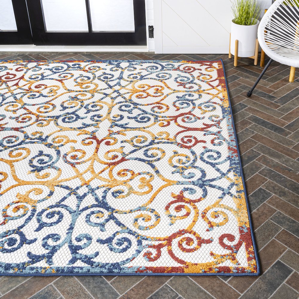 Atrani Scroll Trellis Indoor/Outdoor Area Rug. Picture 8