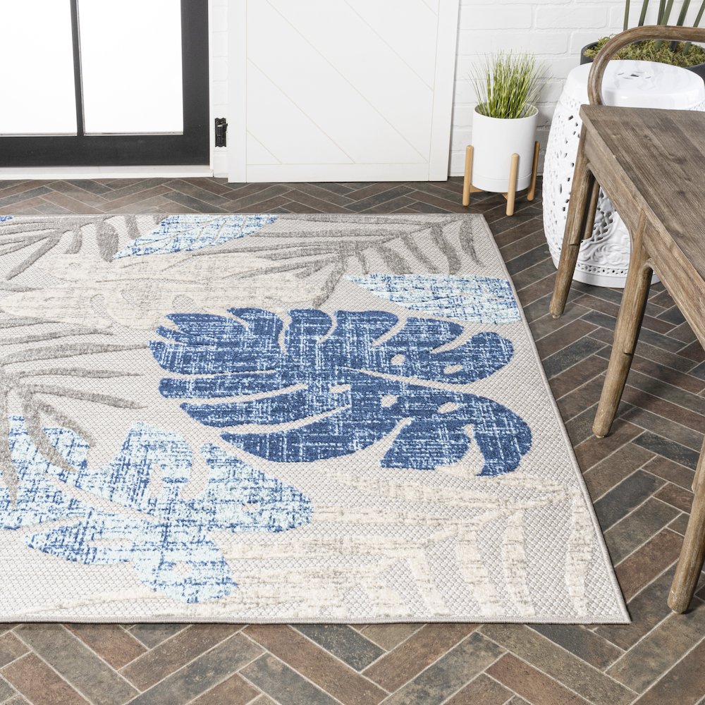 Monstera Tropical Leaf High-Low Indoor/Outdoor Area Rug. Picture 7
