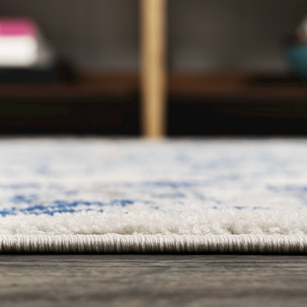 Inigo Cottage Medallion Area Rug. Picture 9