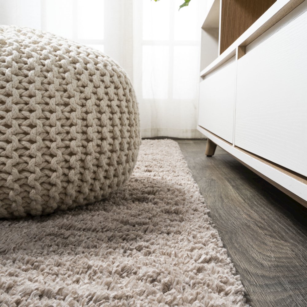 Groovy Solid Shag Area Rug. Picture 9