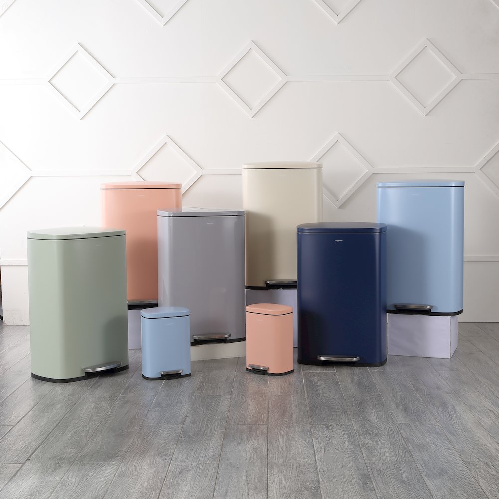 Connor Rectangular Trash Can With Soft-Close Lid And Free Mini Trash Can. Picture 8
