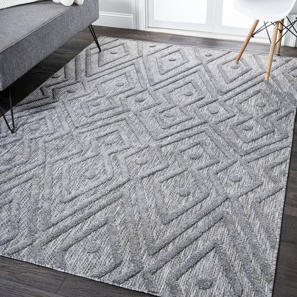 Balansat Moroccan Diamond Indoor/Outdoor Area Rug. Picture 2