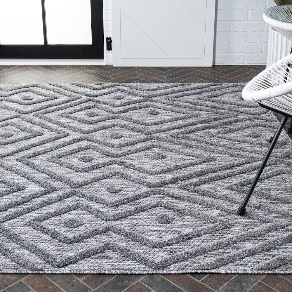 Balansat Moroccan Diamond Indoor/Outdoor Area Rug. Picture 7