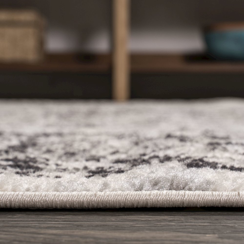 Minori Filigree Medallion Area Rug. Picture 9
