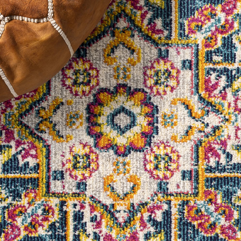Brooklyn Geometric Medallion Area Rug. Picture 6