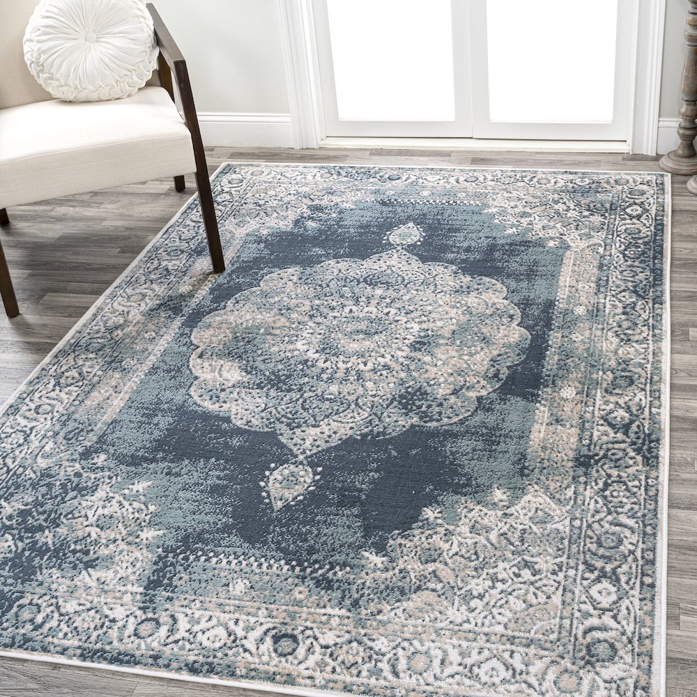 Kelly Rosalia Cottage Medallion Area Rug. Picture 2
