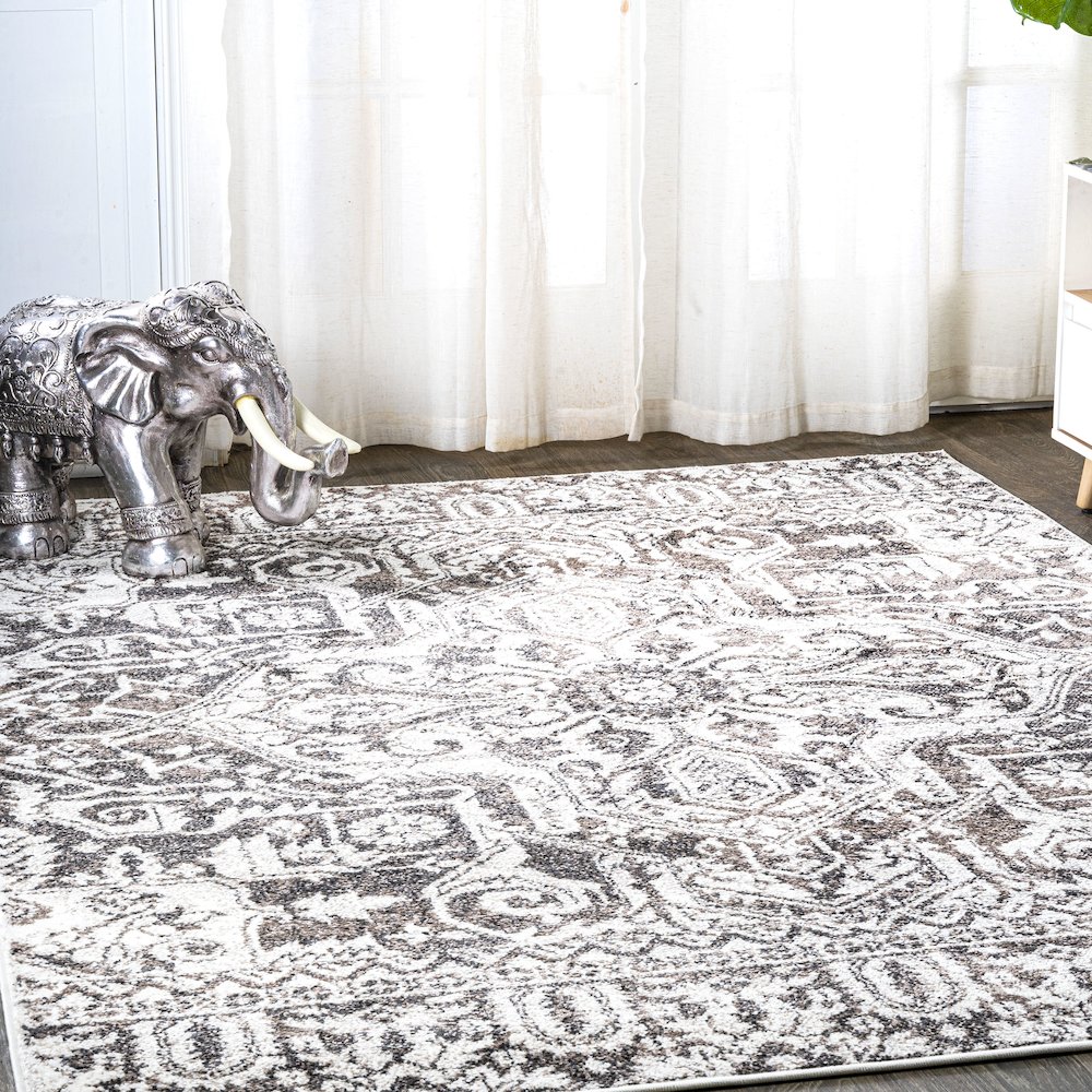 Scala Grand Medallion Ornate Area Rug. Picture 5