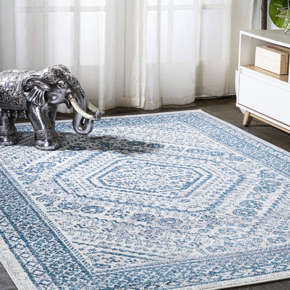 Boho Cottage Medallion Area Rug. Picture 2