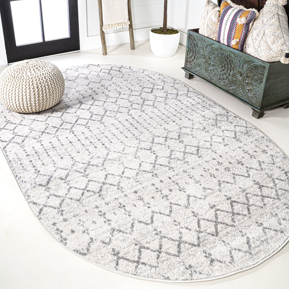 Moroccan Hype Boho Vintage Diamond Area Rug. Picture 2